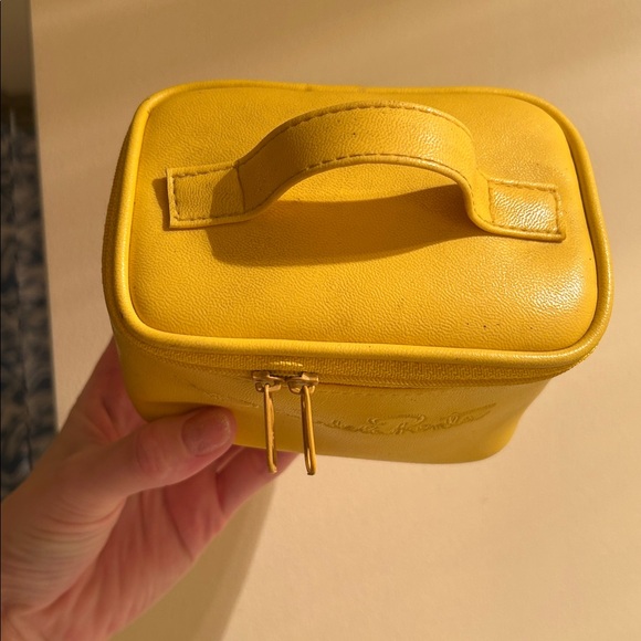 Oscar de la Renta Vibrant Yellow Cosmetic Case - Picture 12 of 14